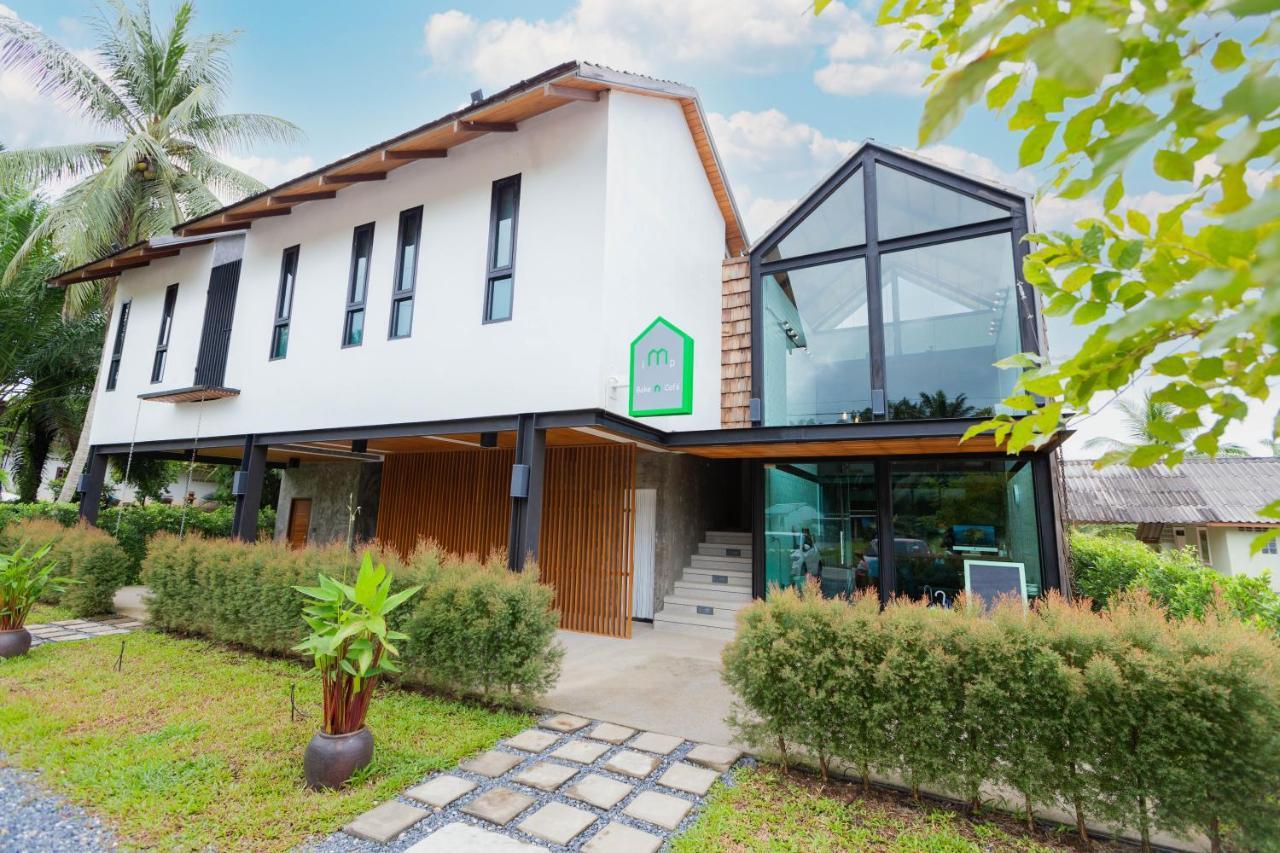 In My Place Cafotel Khlong Thom Экстерьер фото