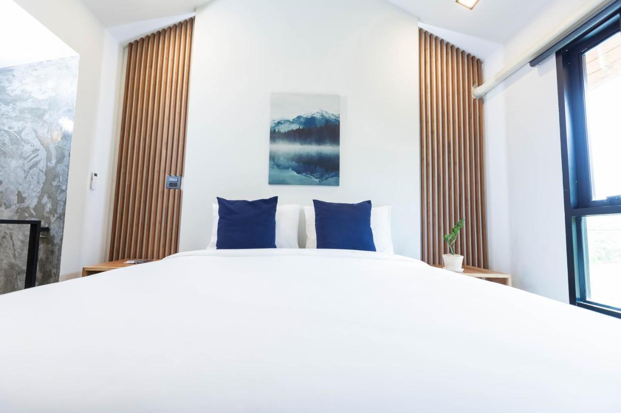 In My Place Cafotel Khlong Thom Экстерьер фото