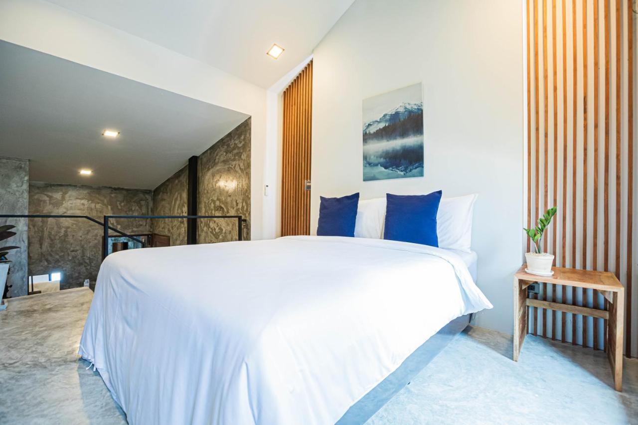In My Place Cafotel Khlong Thom Экстерьер фото