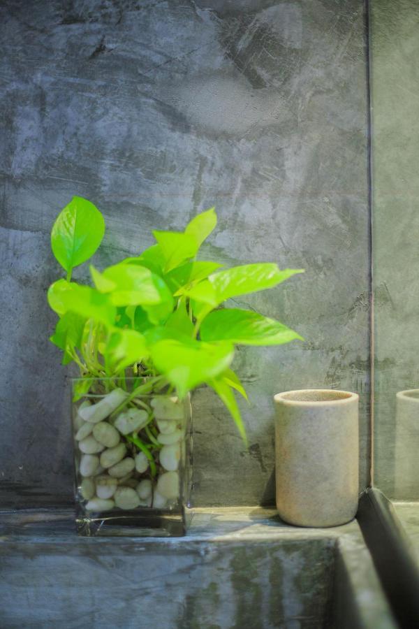 In My Place Cafotel Khlong Thom Экстерьер фото