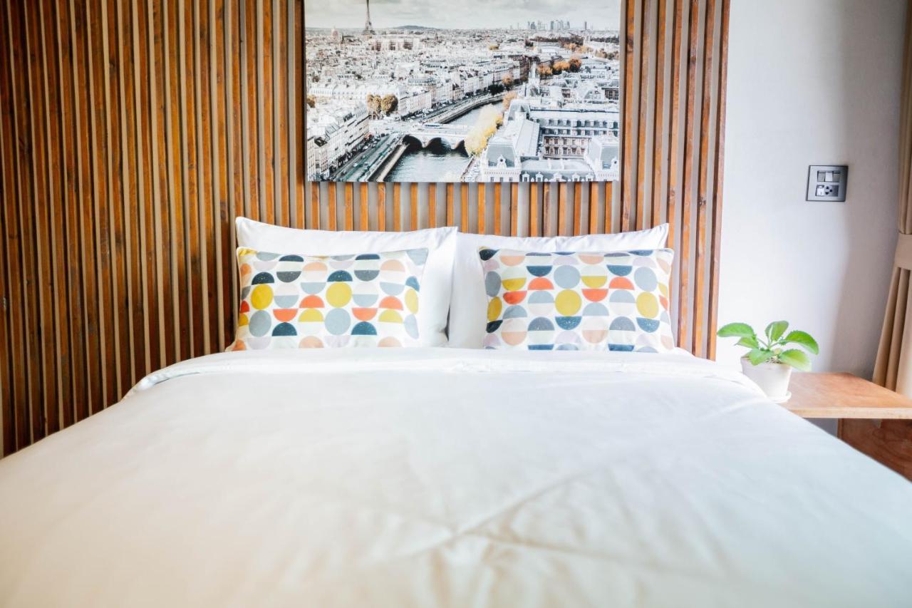 In My Place Cafotel Khlong Thom Экстерьер фото